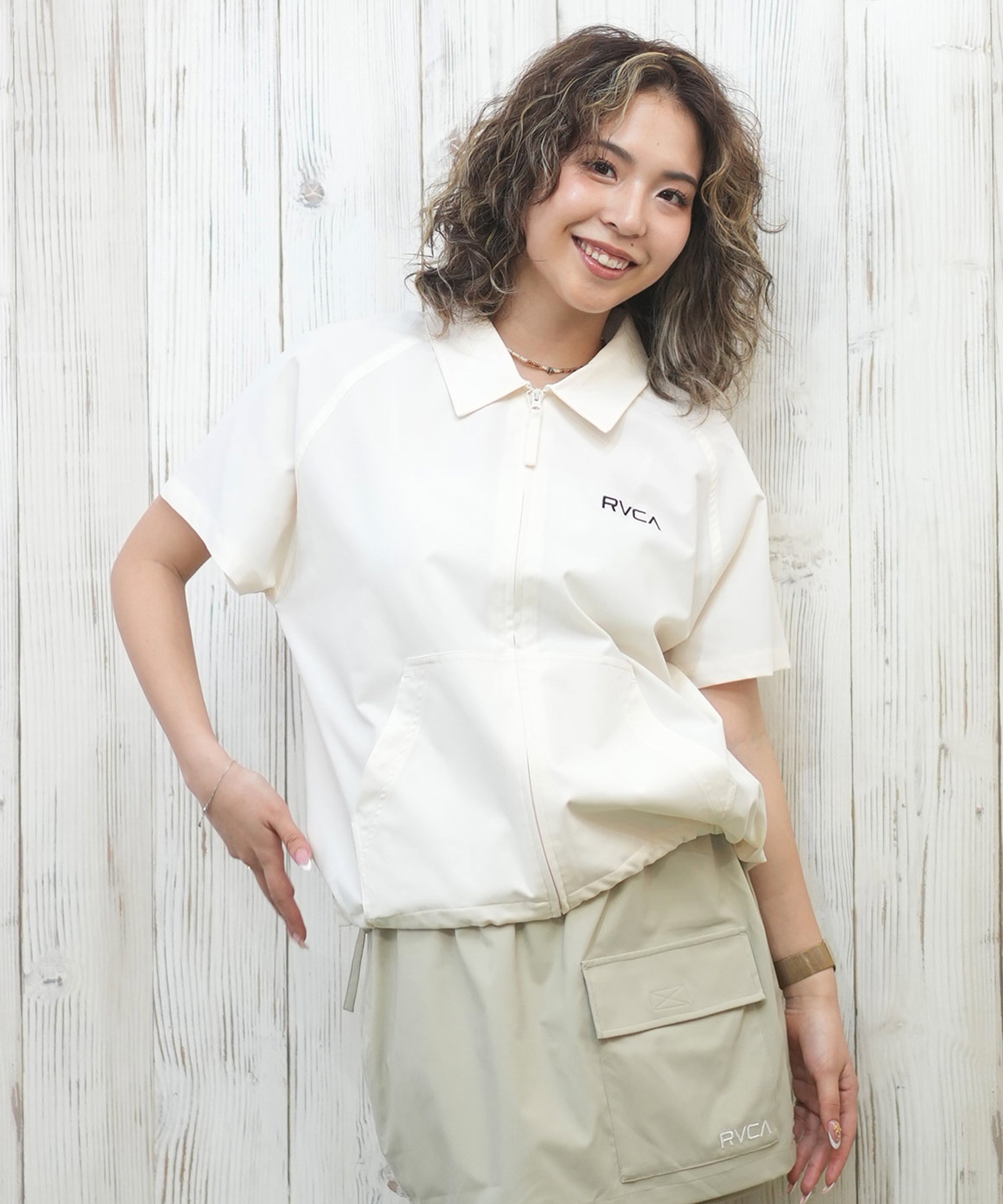 「新品未使用 」 RVCA/ルーカ M レディース タンクトップ ラッシュガード RVCA ルーカ レディース ラッシュガード パーカー ジップアップ