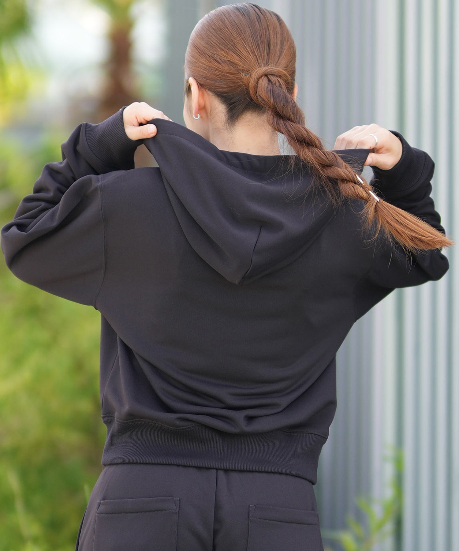 X-girl SPORTS エックスガールスポーツ プルオーバー パーカー レディース クロップド丈 ショート丈 ロゴ 155253012002(BK-M)