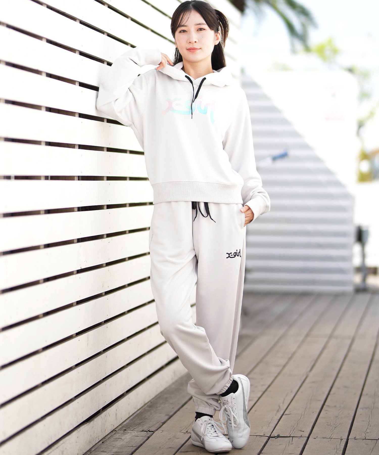 X-girl SPORTS エックスガールスポーツ プルオーバー パーカー レディース クロップド丈 ショート丈 ロゴ 155253012002(BK-M)