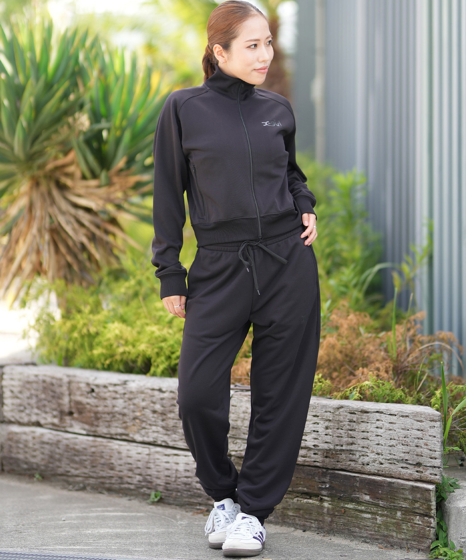 なかま　X-GIRL リメイクパンツ、リメイクトレーナー、ロンTセット売り X-girl SPORTS エックスガールスポーツ ロングパンツ レディース