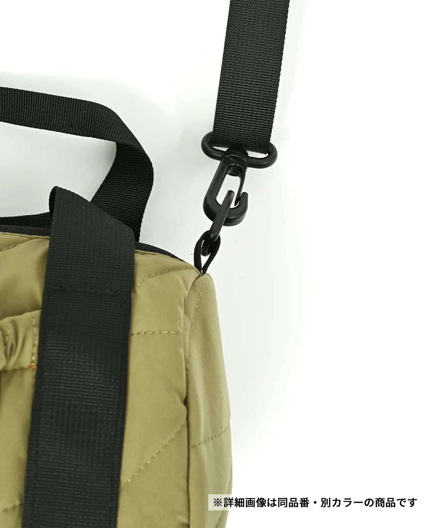 KiU キウ ショルダーバッグ スクエアパデッドミニボストンバッグ