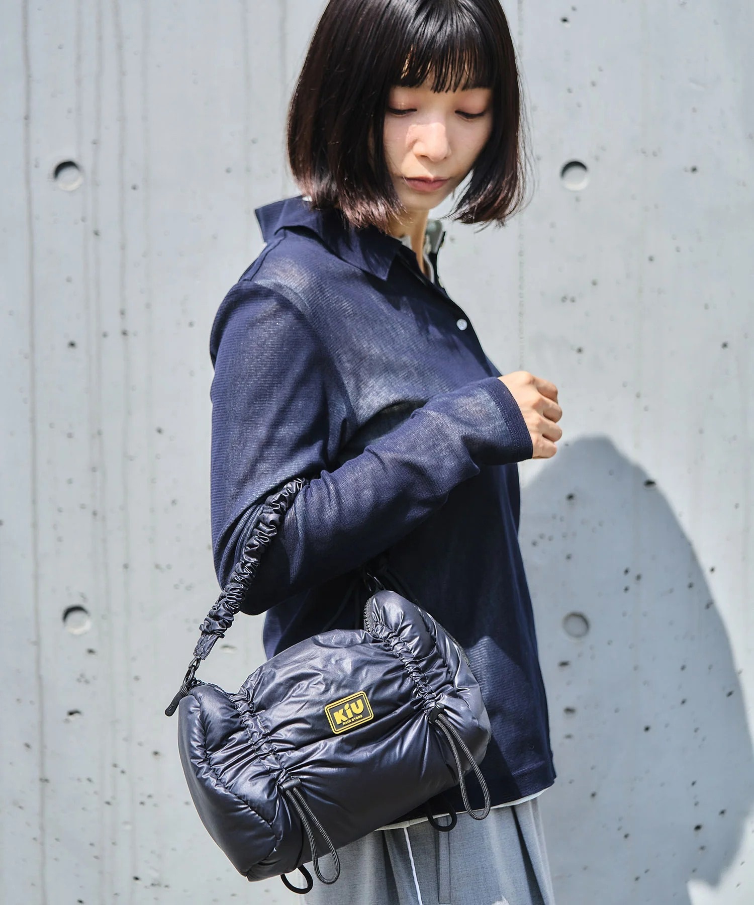 KiU キウ バッグ パフィーギャザーハンドルバッグ K486-900 バッグ