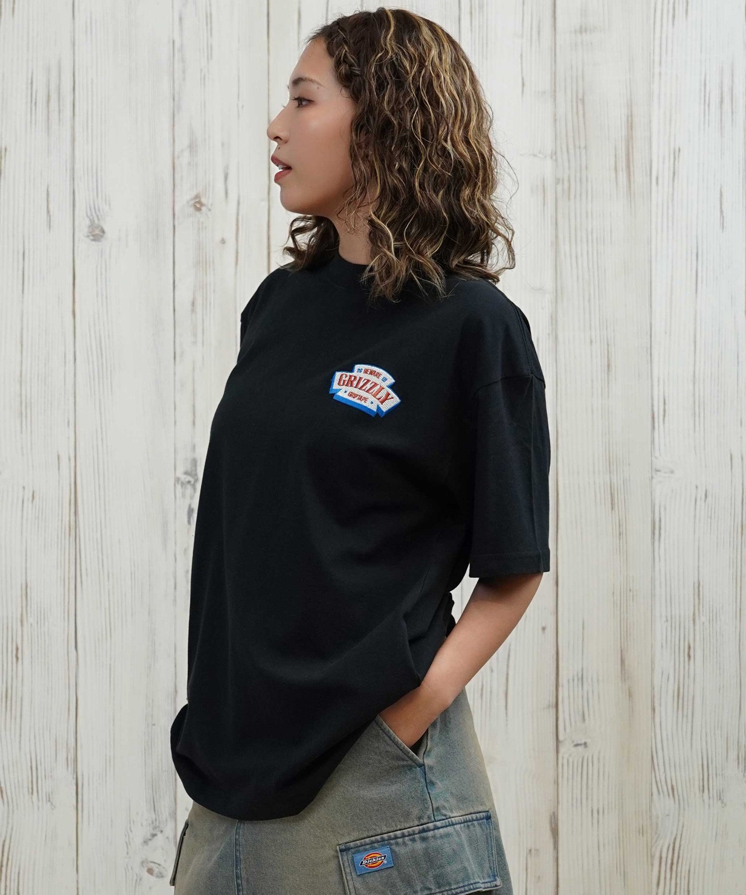 GRIZZLY グリズリー 半袖 Tシャツ レディース バックプリント オーバーサイズ G25SS1431(BLK-M)