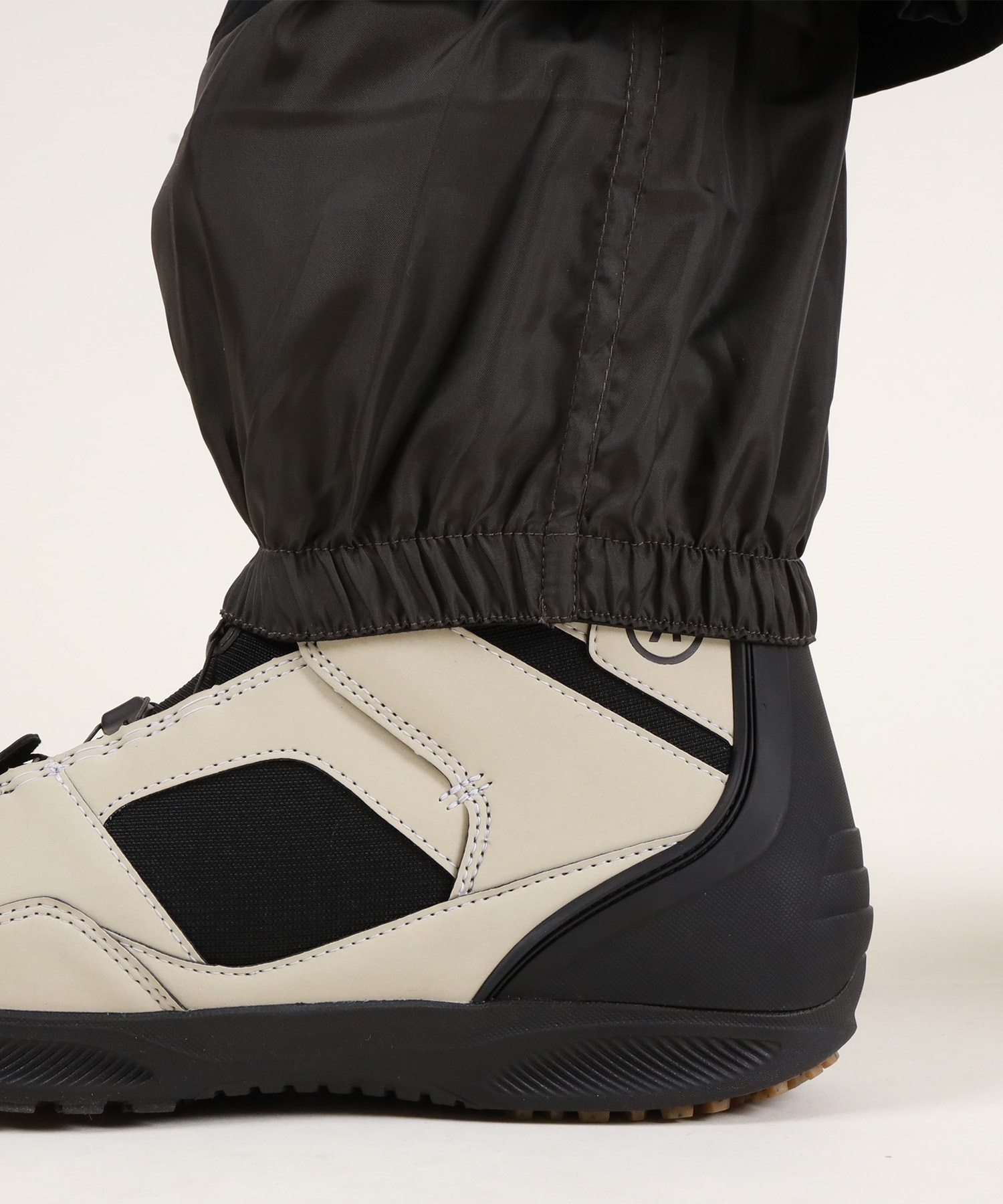 新品 スノボパンツ COMPLEW スノーボードウェア CP12308 白 XL スノーボードパンツ COMPLEW スノーボード｜ムラサキスポーツ公式