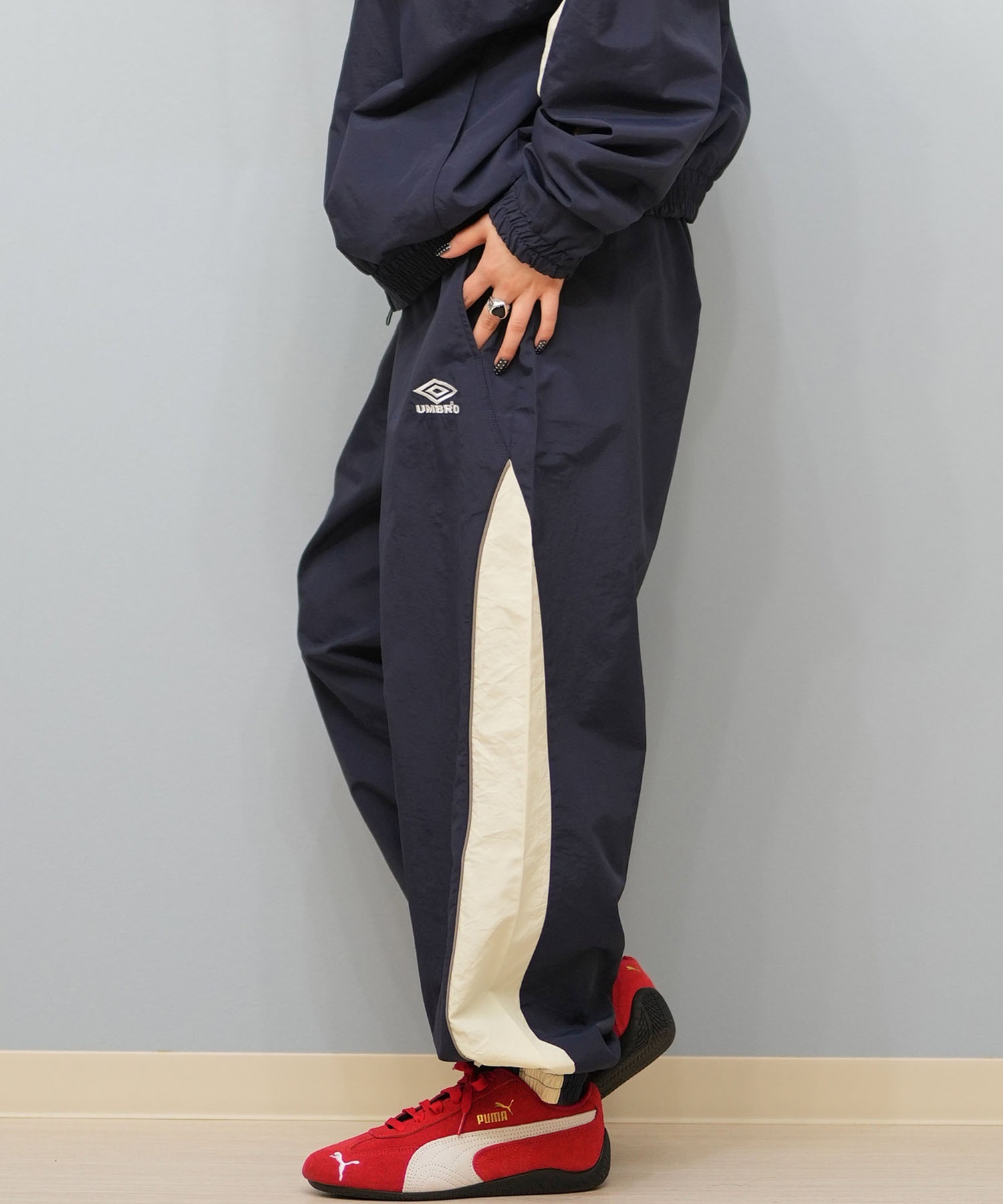 UMBRO アンブロ トラックパンツ レディース オーバーサイズ セットアップ対応 WMD18MSPT01 ムラサキスポーツ限定(BK/GY-S)