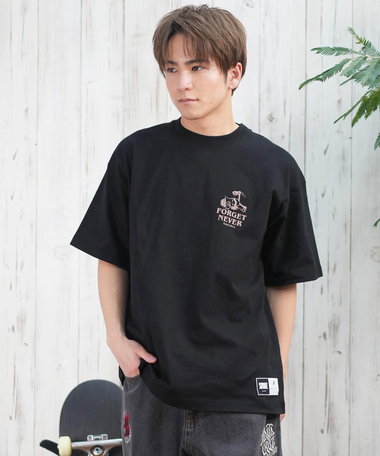 FORGET NEVER フォーゲットネバー 半袖 Tシャツ メンズ バック