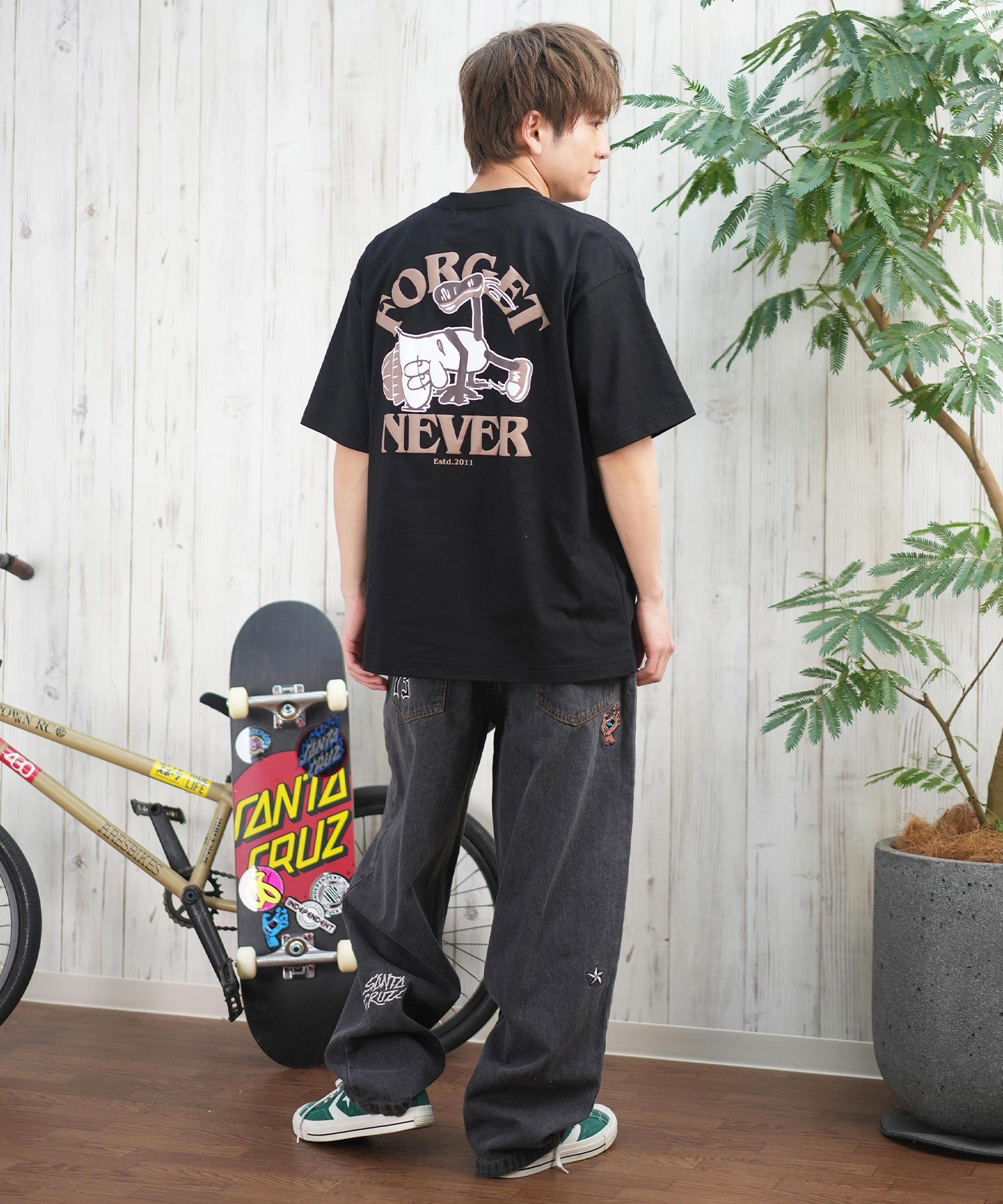 FORGET NEVER フォーゲットネバー 半袖 Tシャツ メンズ バック