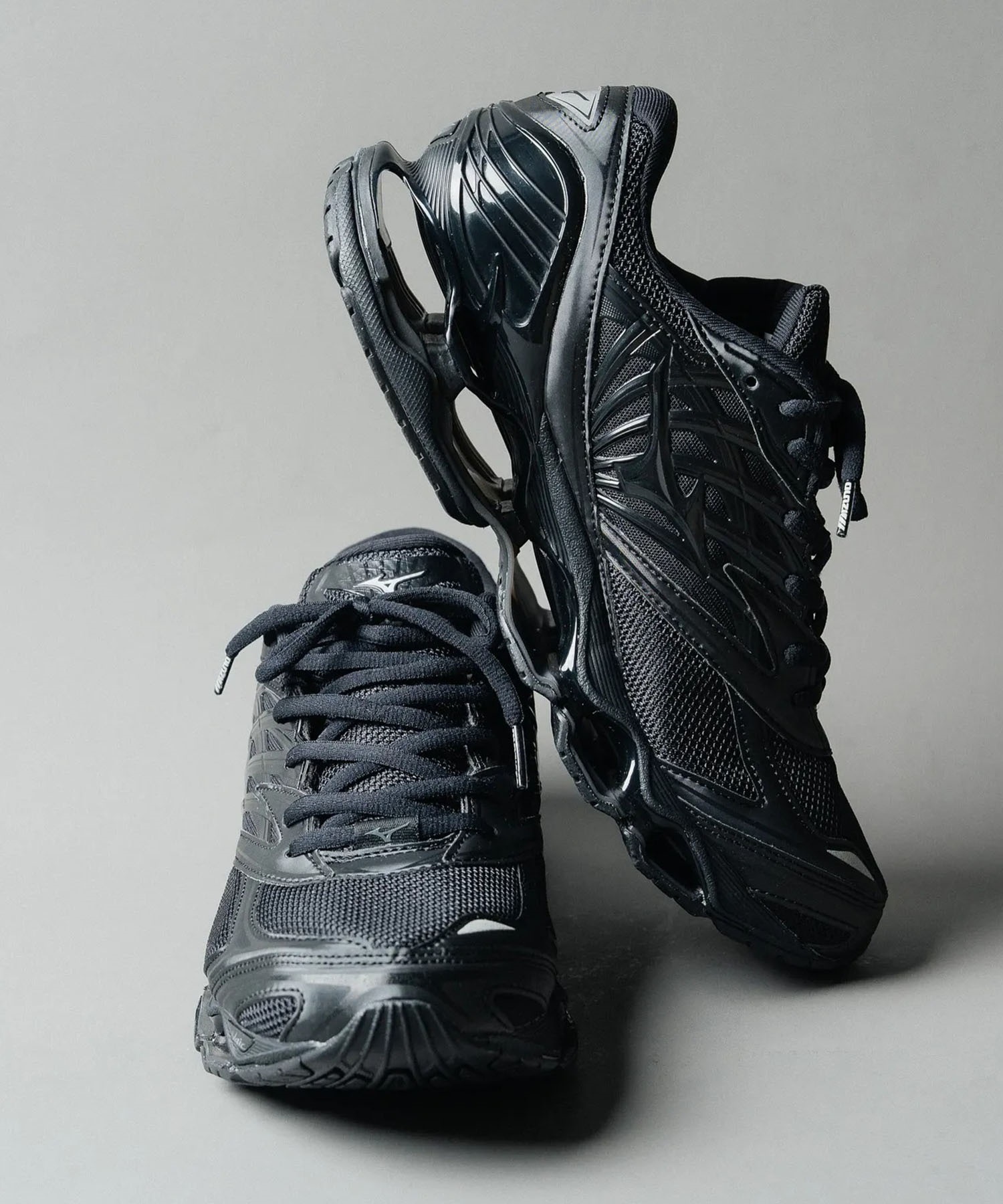 MIZUNO ミズノ スニーカー メンズ レディース 韓国 クッション WAVE