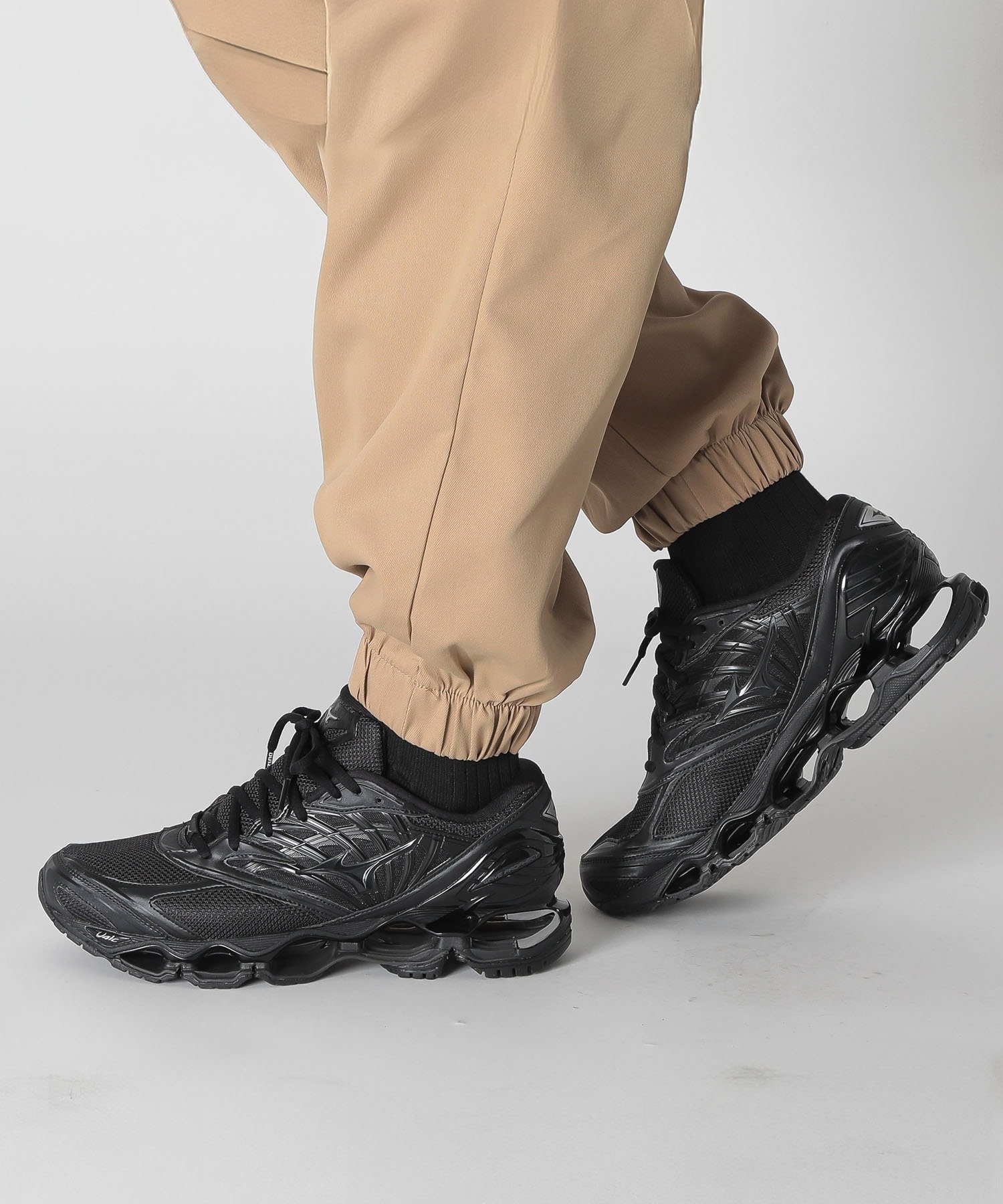 MIZUNO ミズノ スニーカー メンズ レディース 韓国 クッション WAVE