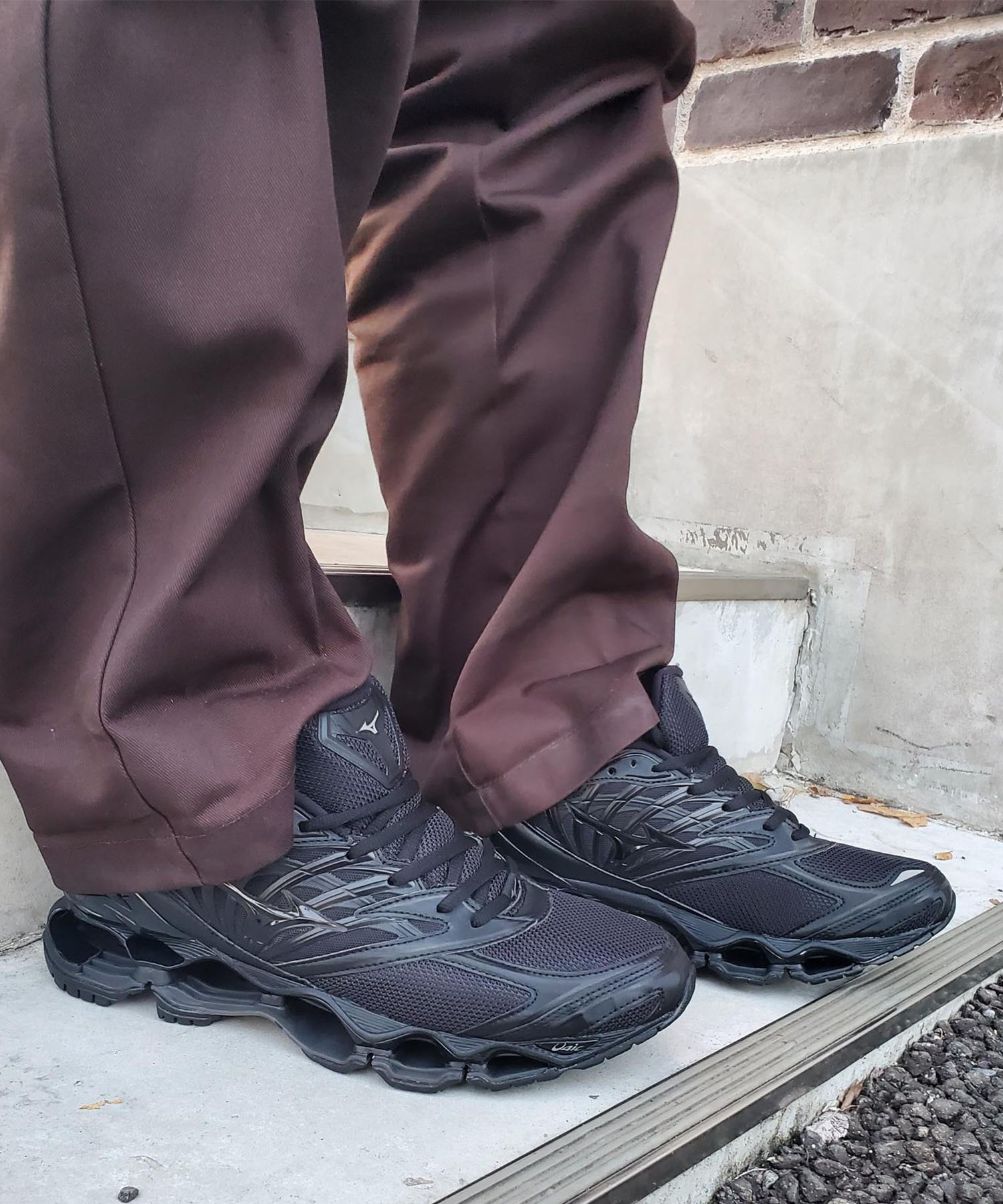 MIZUNO ミズノ スニーカー メンズ レディース 韓国 クッション WAVE