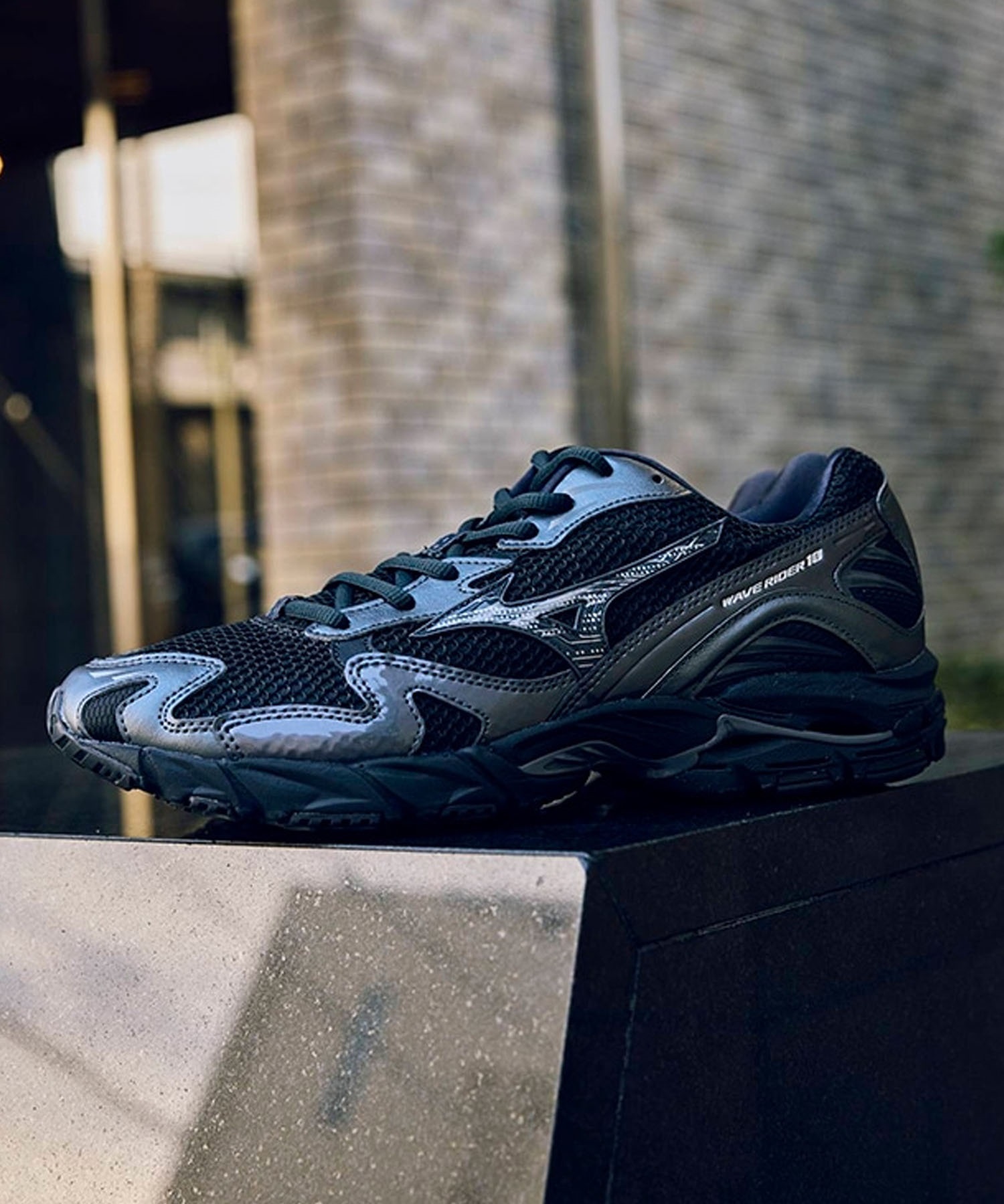 MIZUNO ミズノ スニーカー メンズ レディース 韓国 レトロ WAVE RIDER