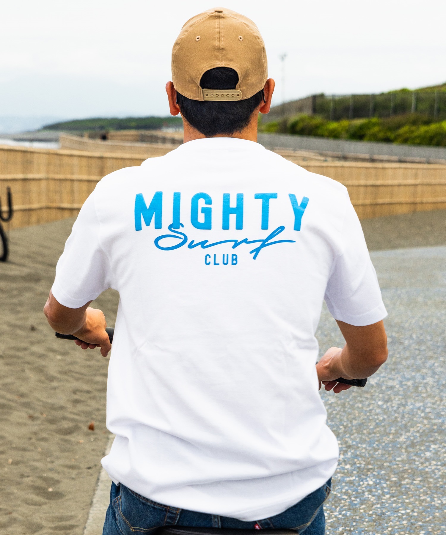 夏処分！¥5000引きました！　レア　ムラサキスポーツ　Malibu Mighty Surf Club マイティーサーフクラブ 半袖 Tシャツ メンズ バック