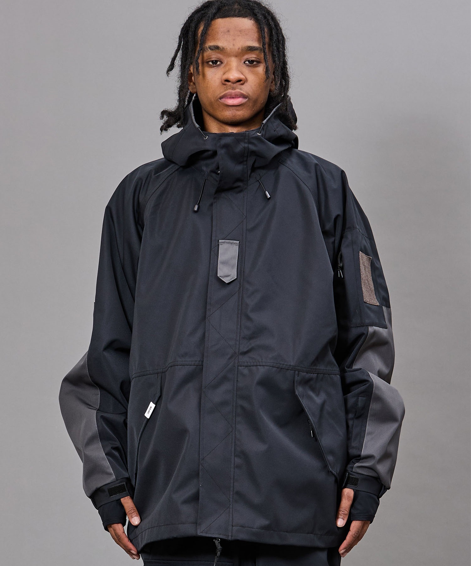 トラビス・ライスモデル　スノーボードウェア　未使用 UNFRM ユニフォーム PT SNOW MOUNTAIN スノーボード ウェア パンツ