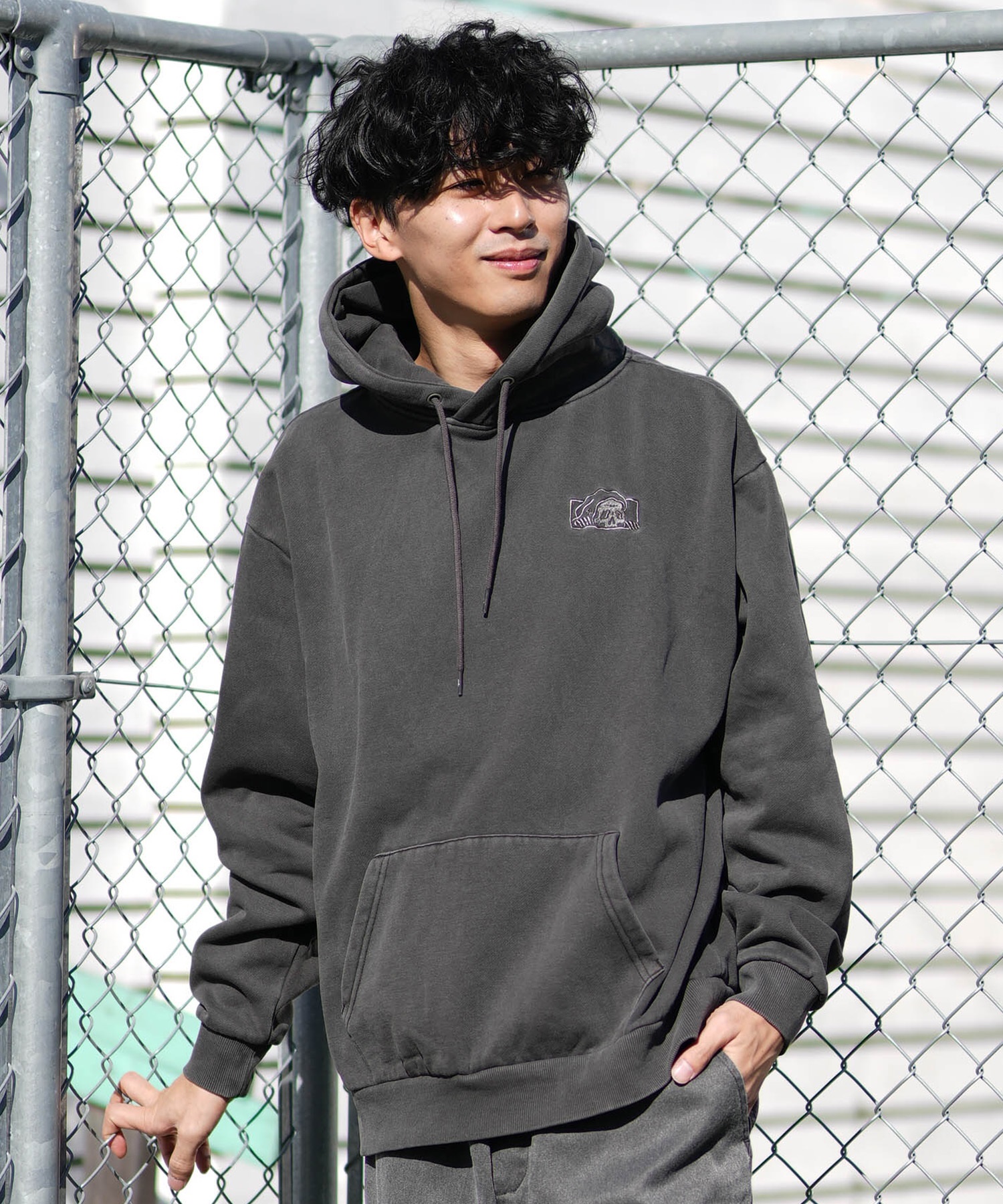 LURKING CLASS ラーキングクラス プルオーバー パーカー メンズ