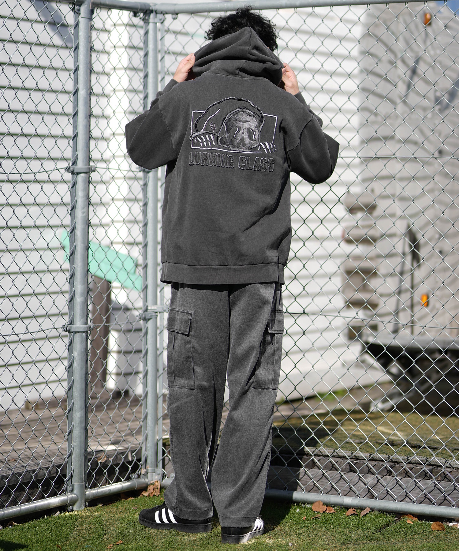 LURKING CLASS ラーキングクラス プルオーバー パーカー メンズ
