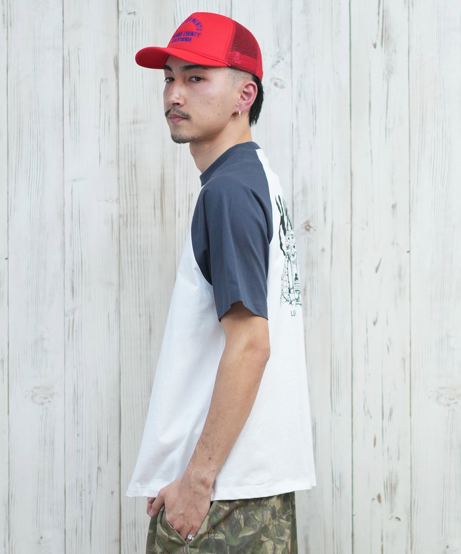 LURKING CLASS ラーキングクラス 半袖 Tシャツ メンズ ラグランスリーブ バックプリント ST25STM11 ムラサキスポーツ限定(WH/BK-M)
