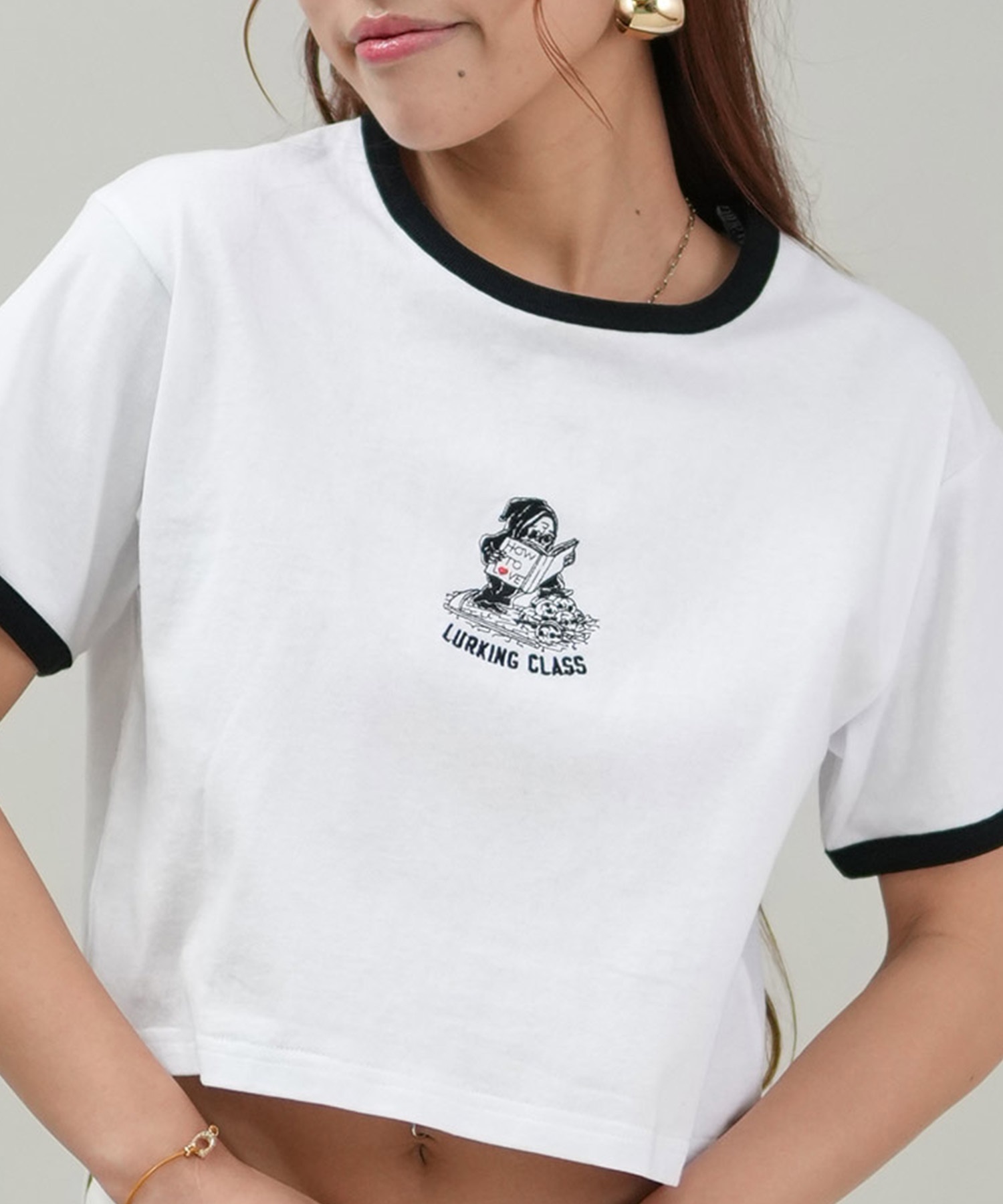 LURKING CLASS ラーキングクラス 半袖 Tシャツ レディース クロップド丈 ミニTシャツ ST25STM04W ムラサキスポーツ限定(BLACK-M)