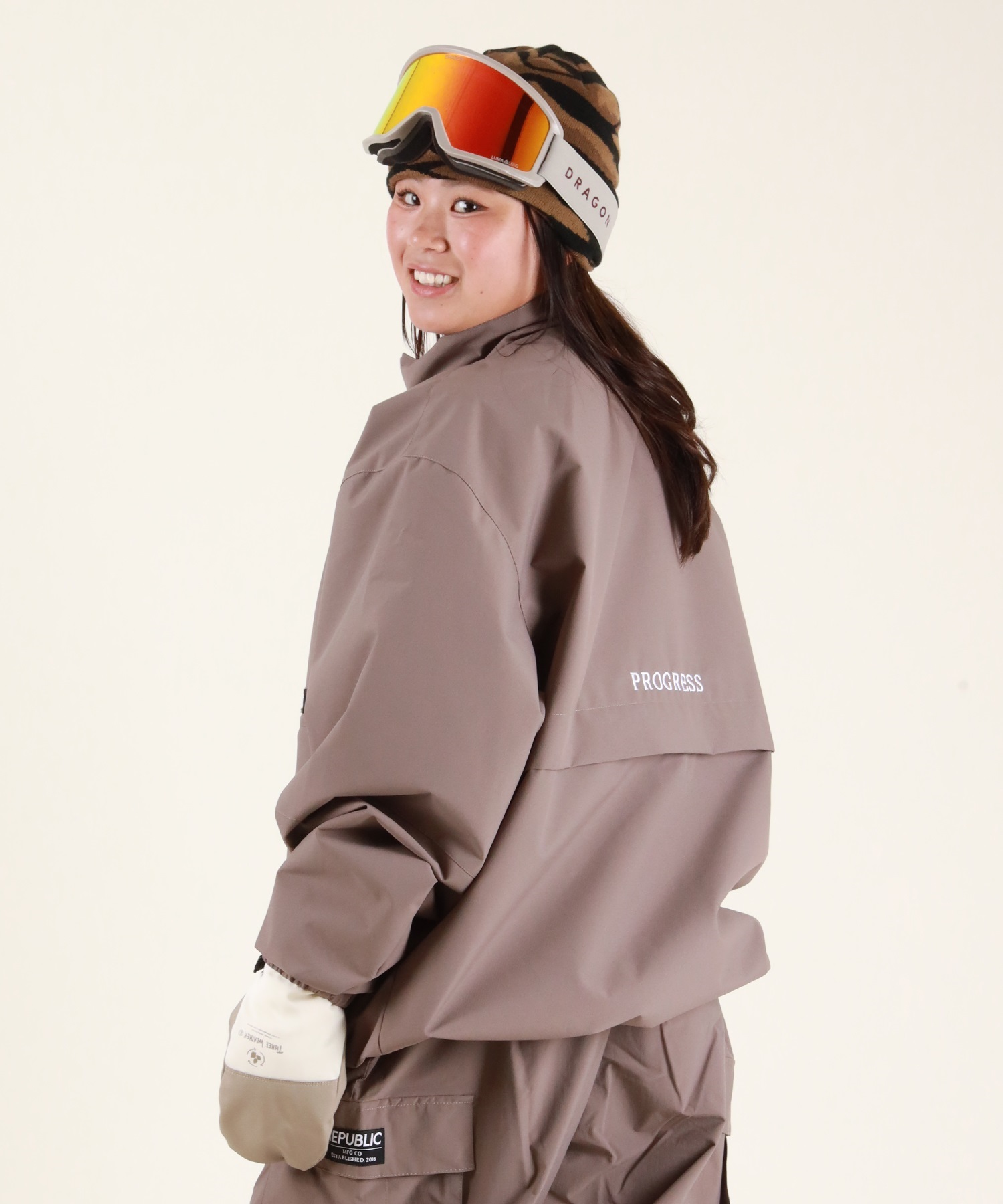 REPUBLIC 24SN HYPE SWING TOP JACKET クリーム 楽天市場】24-25 REPUBLIC & CO/リパブリック HYPE SWING TOP