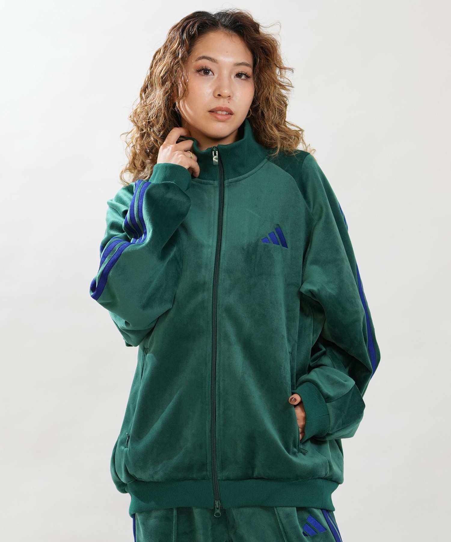 adidas アディダス ジャージ トラックジャケット メンズ ベロア生地