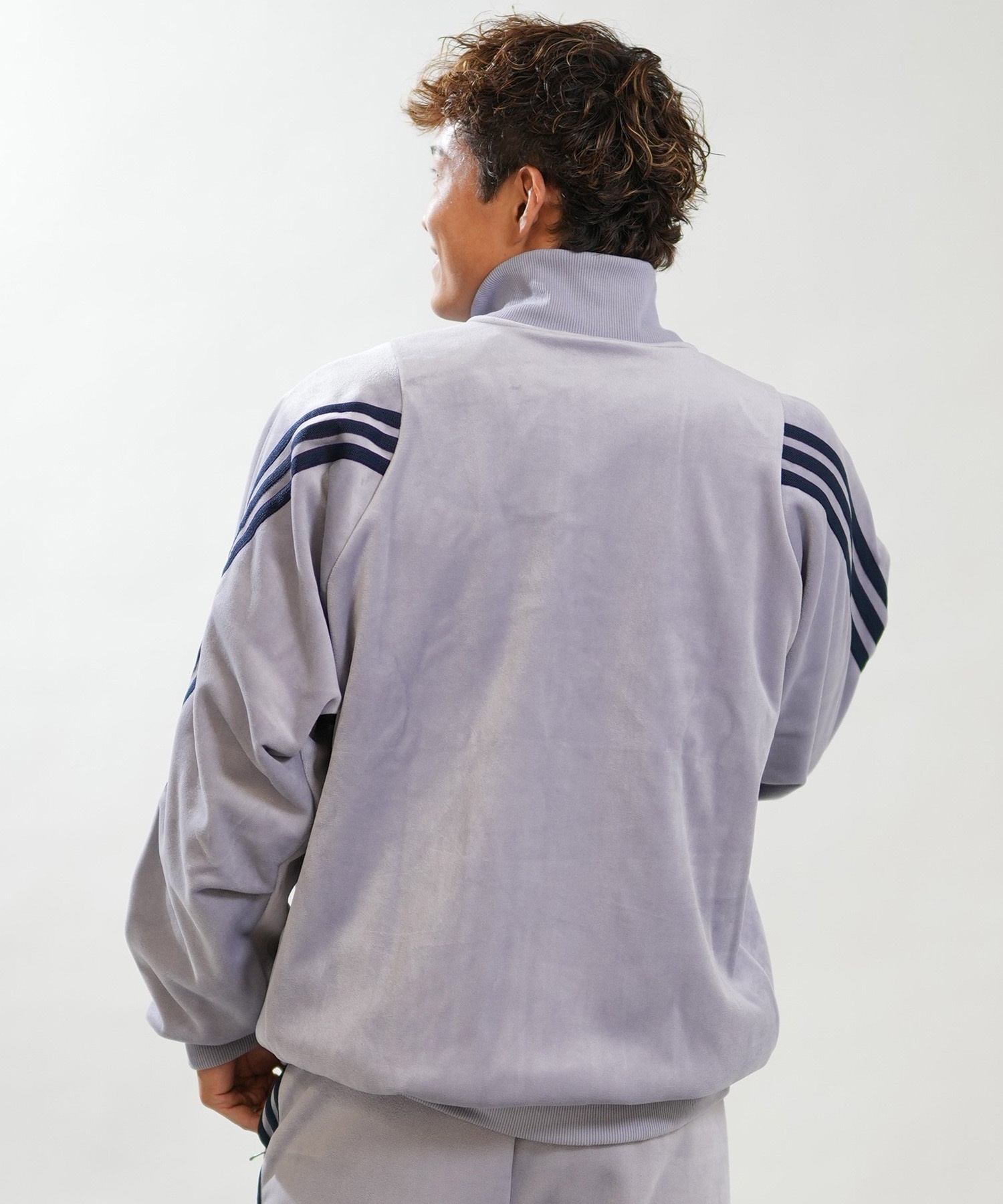adidas アディダス ジャージ トラックジャケット メンズ ベロア生地