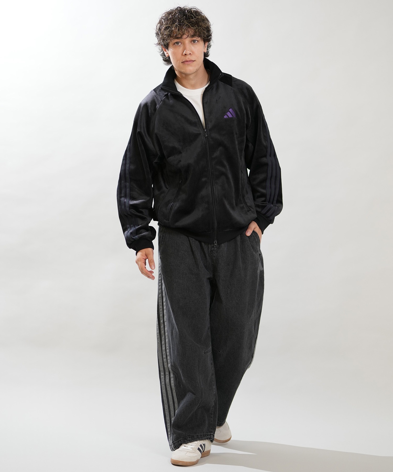 人気 アディダス ベロア トラックジャケット 黒 ジャージ M ユニセックス adidas アディダス ジャージ トラックジャケット メンズ ベロア生地