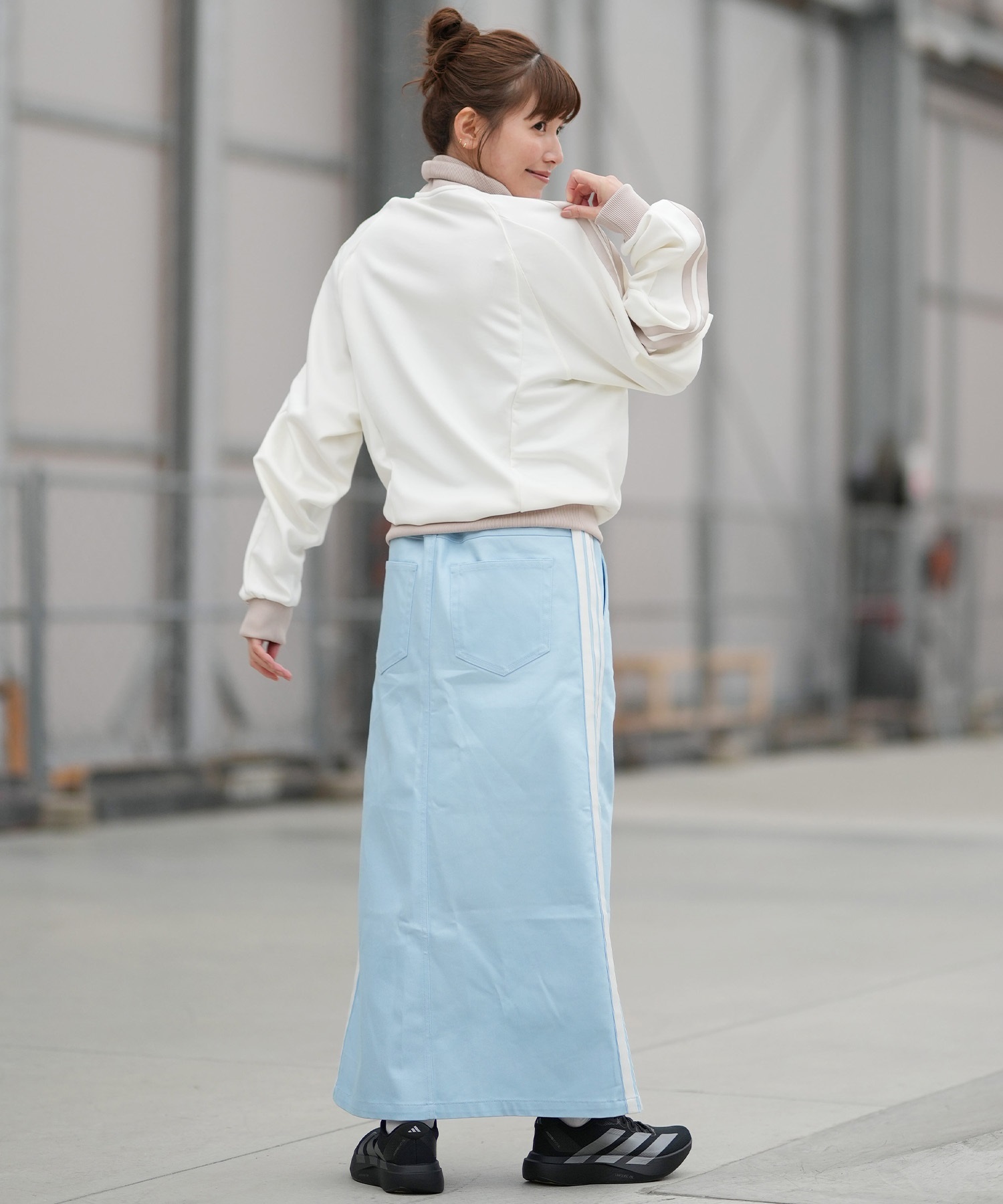 adidas アディダス ジャージ トラックジャケット レディース W