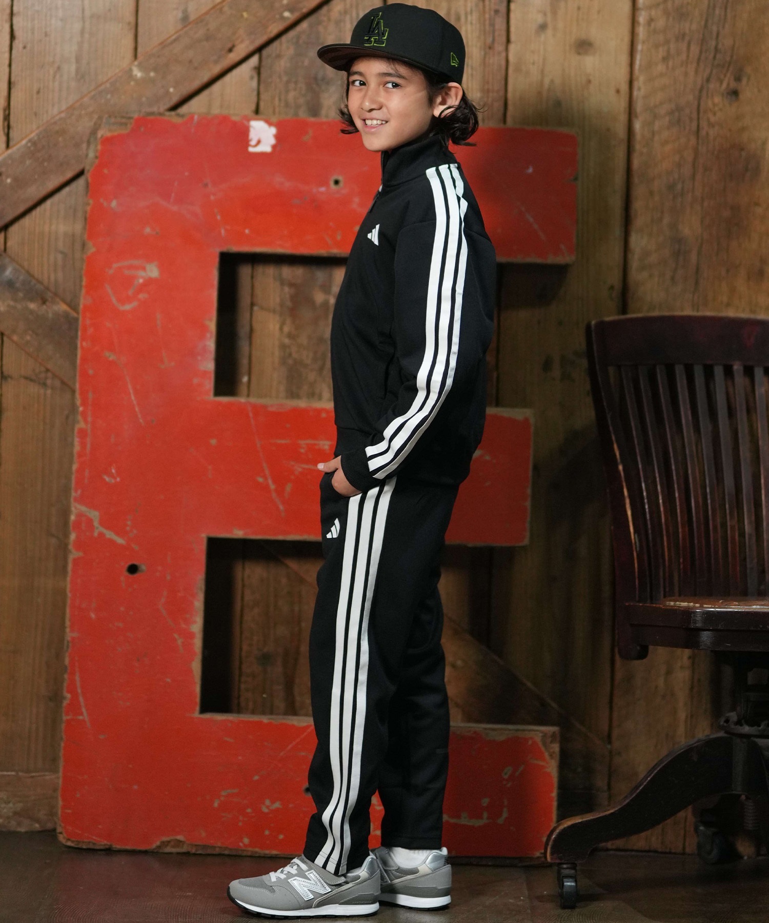 アディダス ジャージと帽子 adidas アディダス ジャージ トラックジャケット キッズ 子供