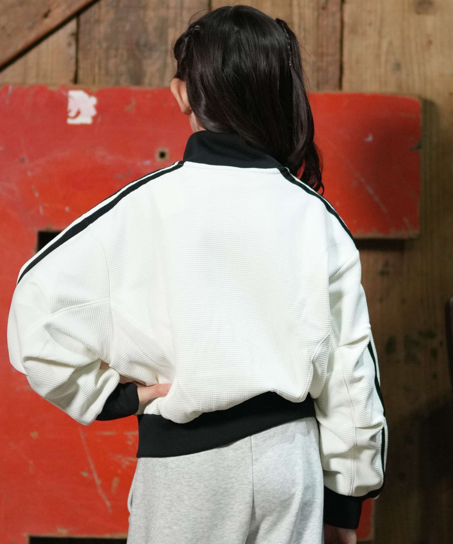 今の季節ピッタリ　アディダス ワッフルBB トラックジャケットXL adidas アディダス ジャージ トラックジャケット キッズ 子供 ロゴ G