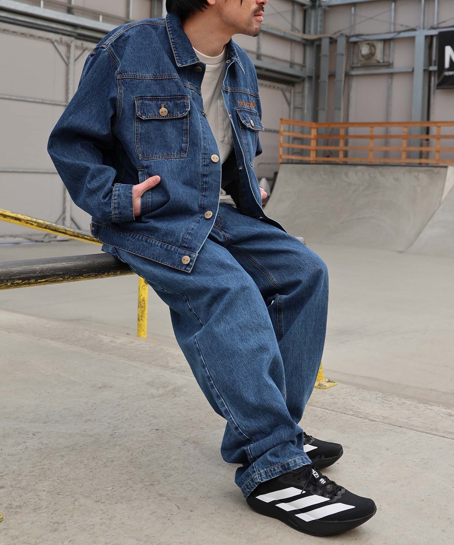 adidas アディダス スニーカー メンズ ランニング 厚底 Adizero EVO SL WOVEN M アディゼロ JR4728(BK/WT-26.0cm)