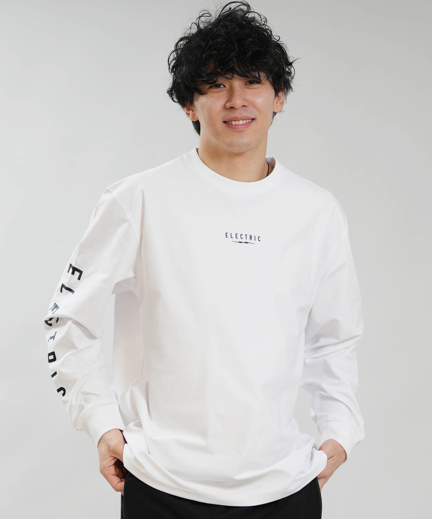 【最終価格】ELECTRIC × DRT DRY L/S TEE　L　ホワイト ELECTRIC x DRT / TROPHY SHOT DRY L/S TEE - HONEYSPOT