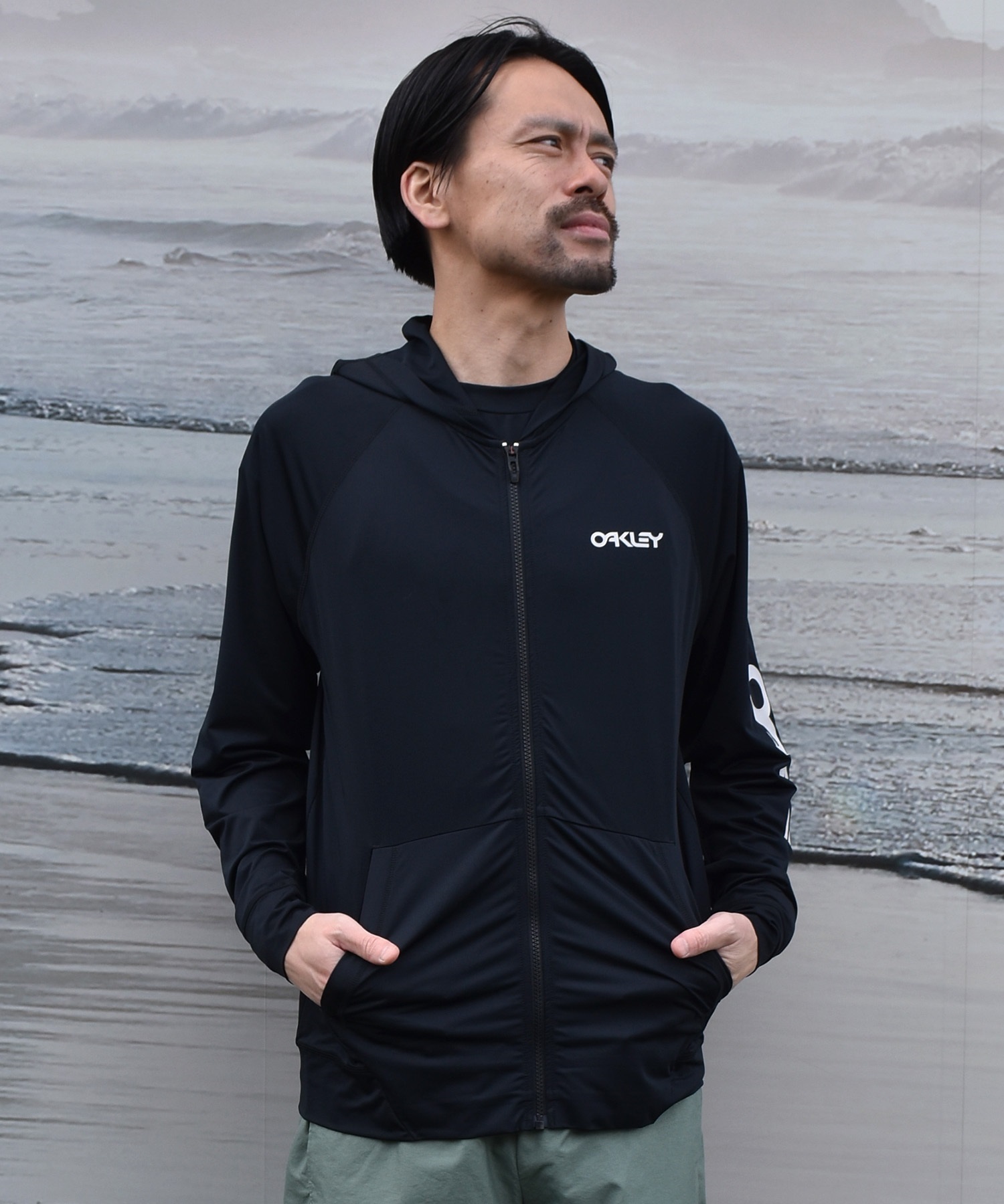 OAKLEY オークリー 水着 ラッシュガード メンズ ジップアップ パーカー