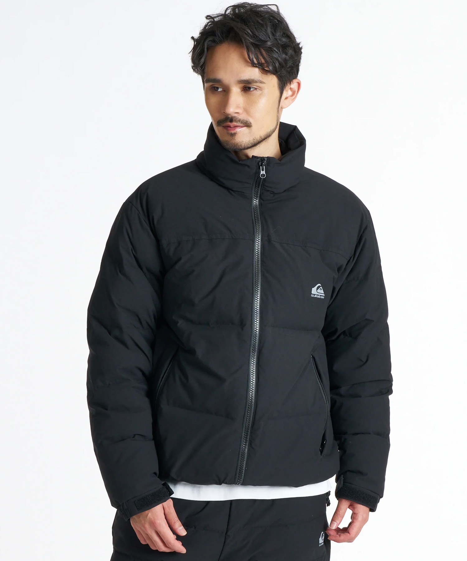 QUIKSILVER クイックシルバー ダウン ジャケット メンズ ワンポイント