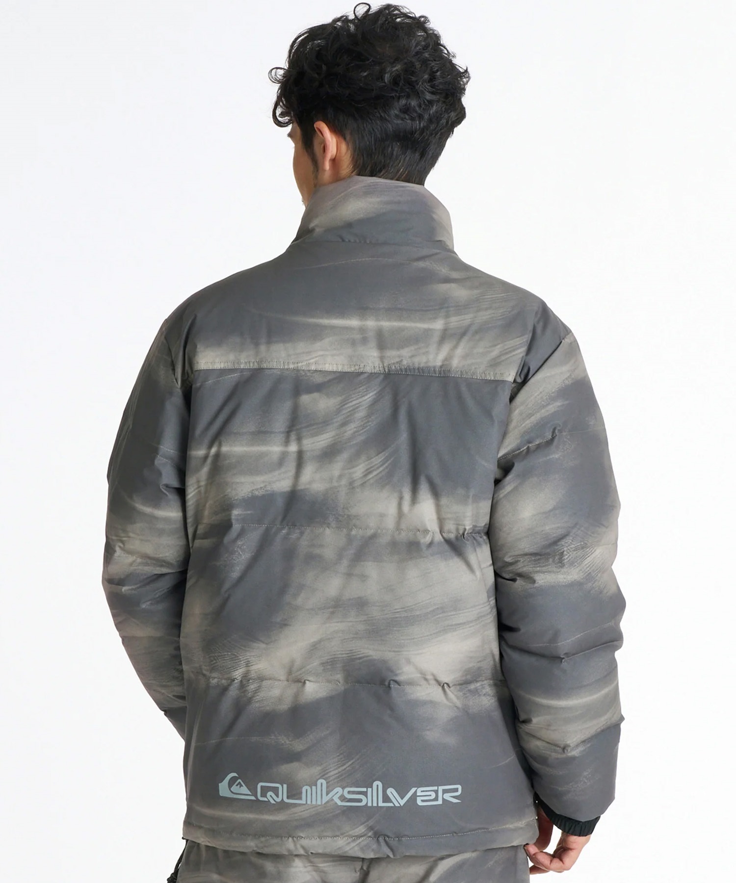 QUIKSILVER クイックシルバー ダウン ジャケット メンズ ワンポイント
