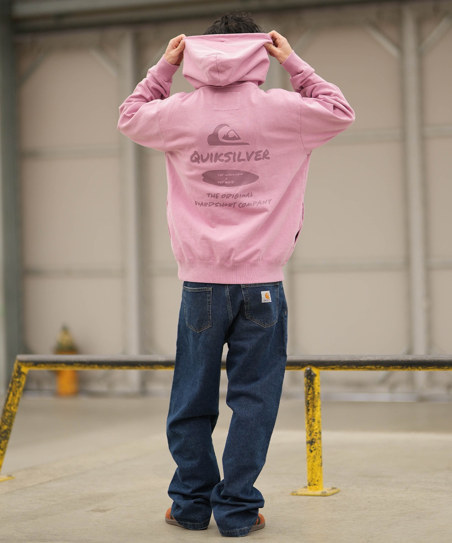 QUIKSILVER クイックシルバー プルオーバー パーカー フーディー PG