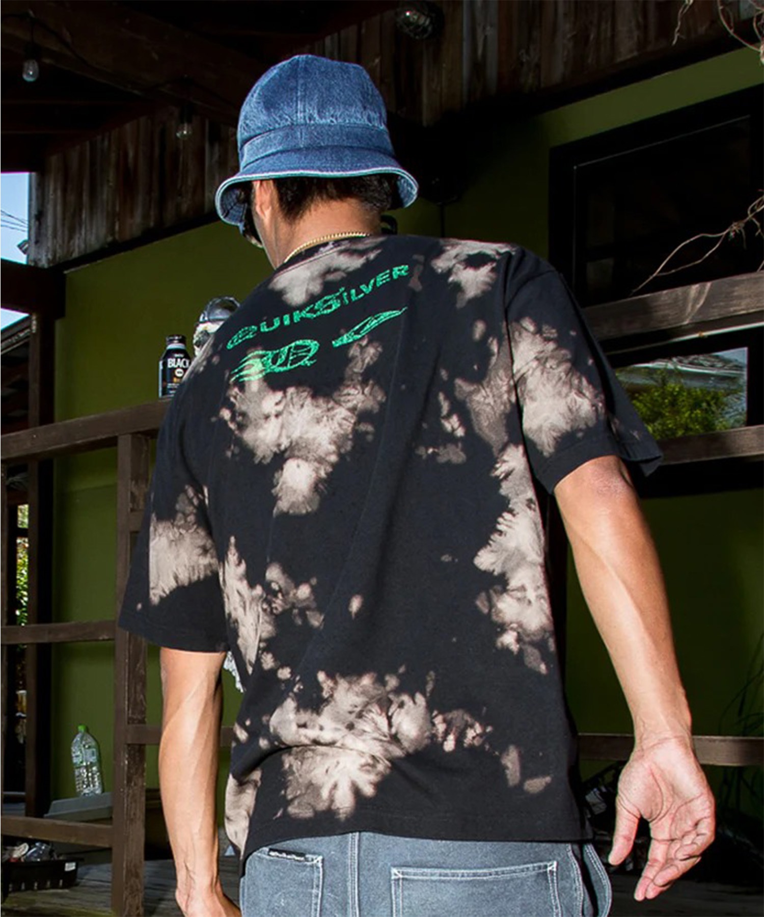 QUIKSILVER クイックシルバー 半袖 Tシャツ メンズ グラフィック BW