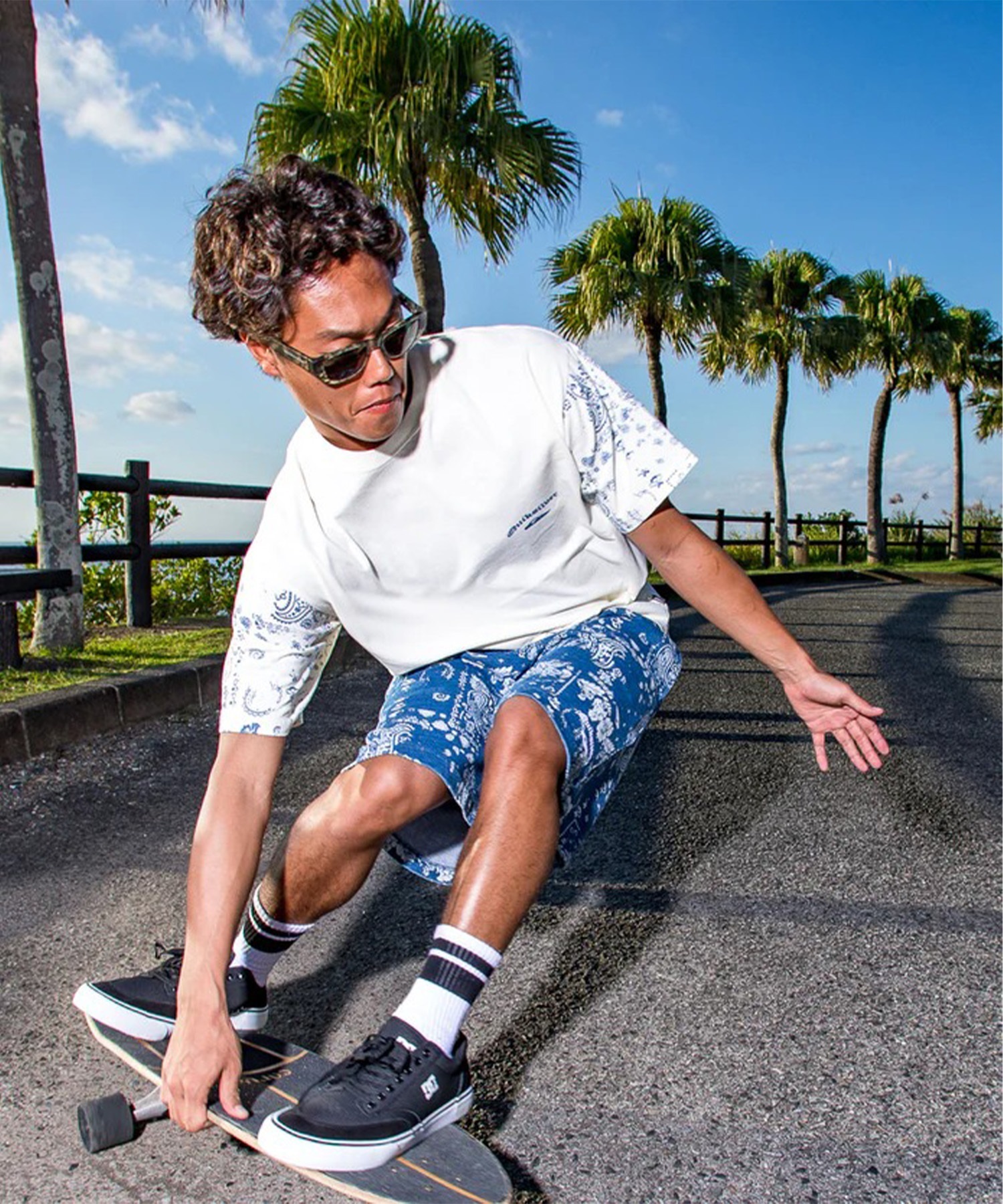 QUIKSILVER クイックシルバー 半袖 Tシャツ メンズ レディース