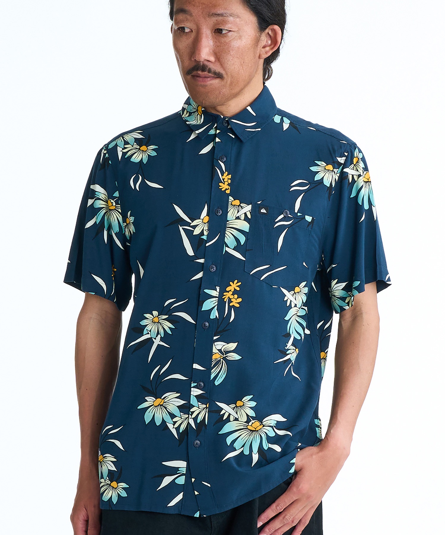 QUIKSILVER クイックシルバー 半袖 シャツ メンズ 花柄 COASTAL FLORAL