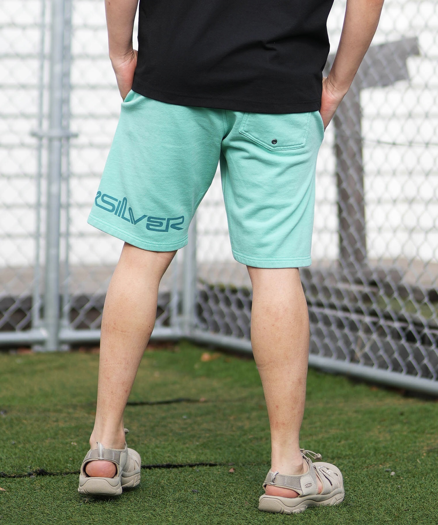 QUIKSILVER クイックシルバー ハーフパンツ ショートパンツ メンズ
