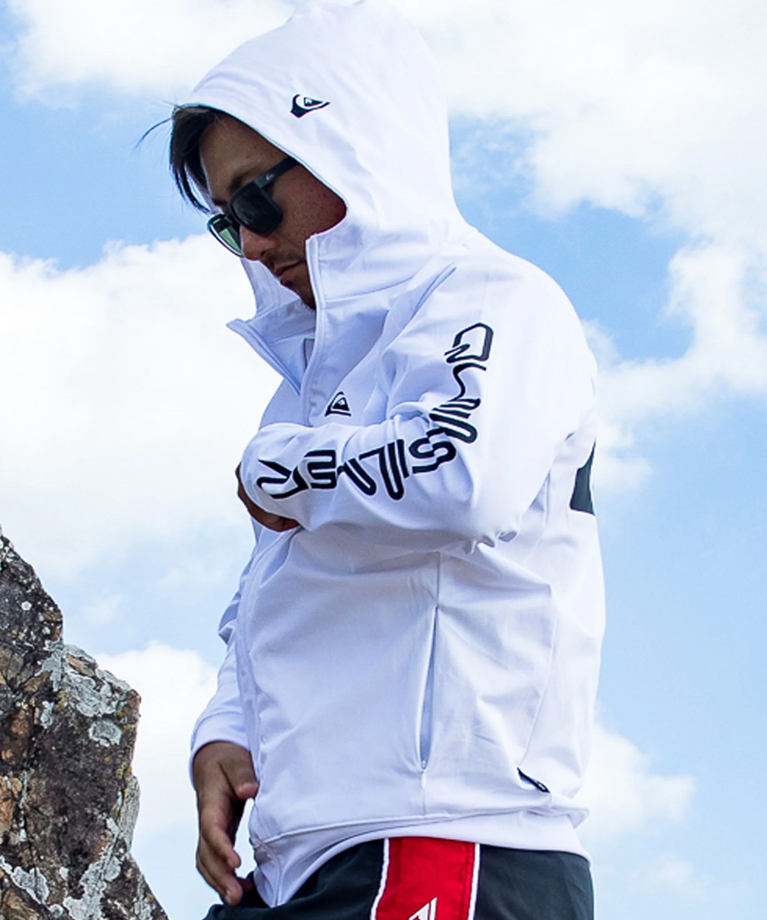 QUIKSILVER クイックシルバー 水着 ラッシュガード ジップアップ