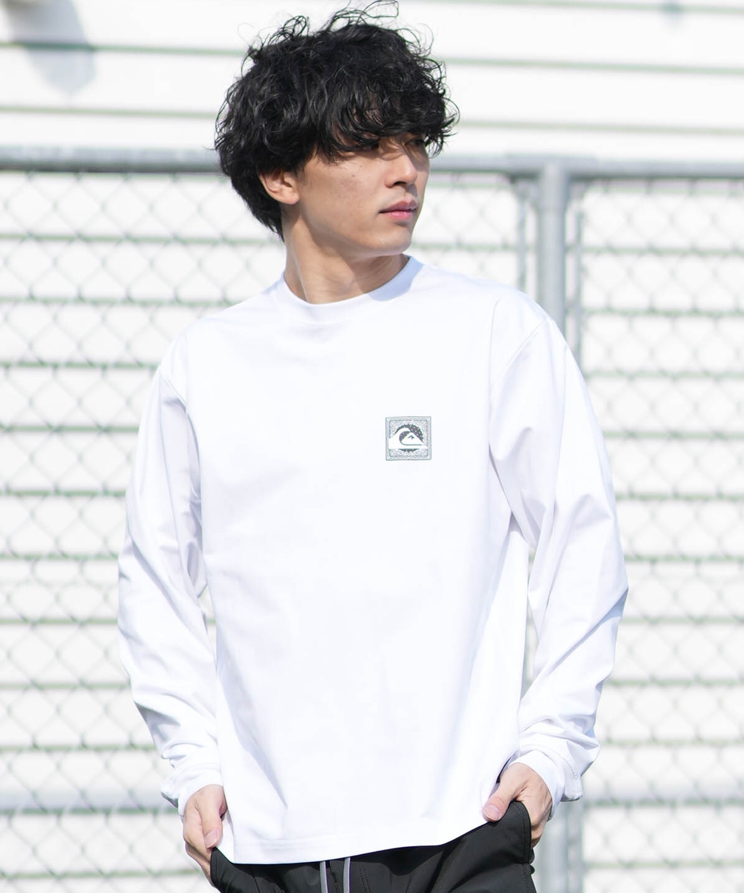 QUIKSILVER クイックシルバー 水着 ラッシュガード 長袖 Tシャツ ロンT