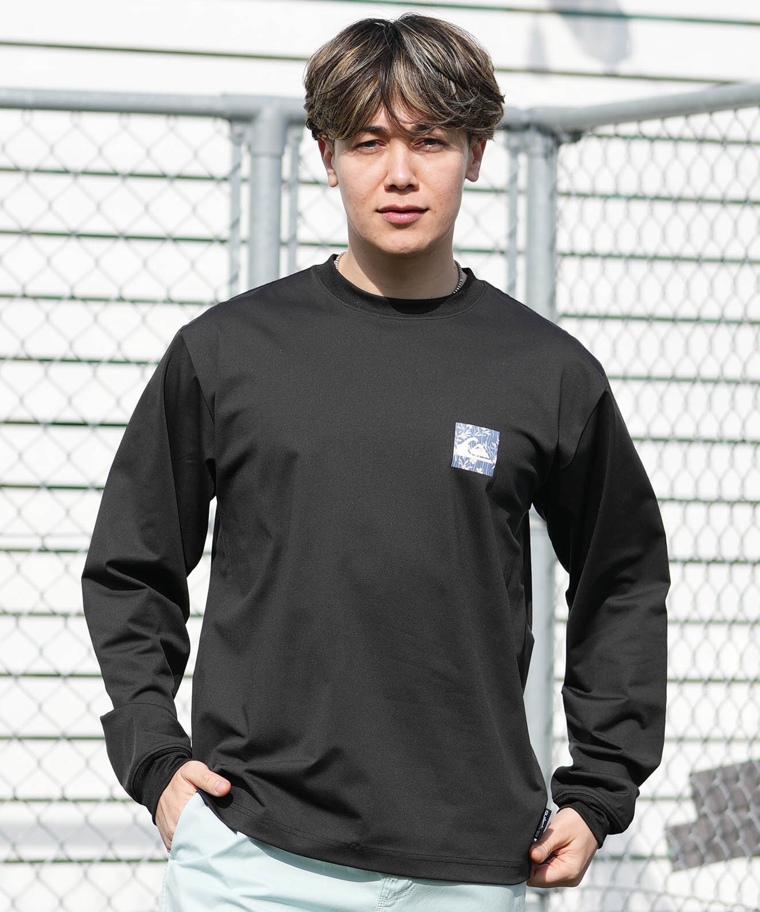 QUIKSILVER クイックシルバー 水着 ラッシュガード 長袖 Tシャツ ロンT