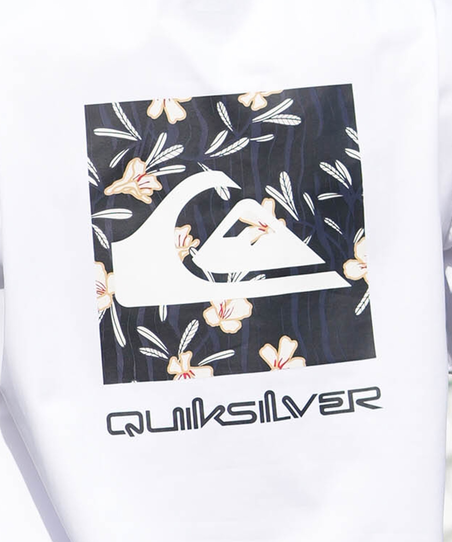 QUIKSILVER クイックシルバー 水着 ラッシュガード 長袖 Tシャツ ロンT