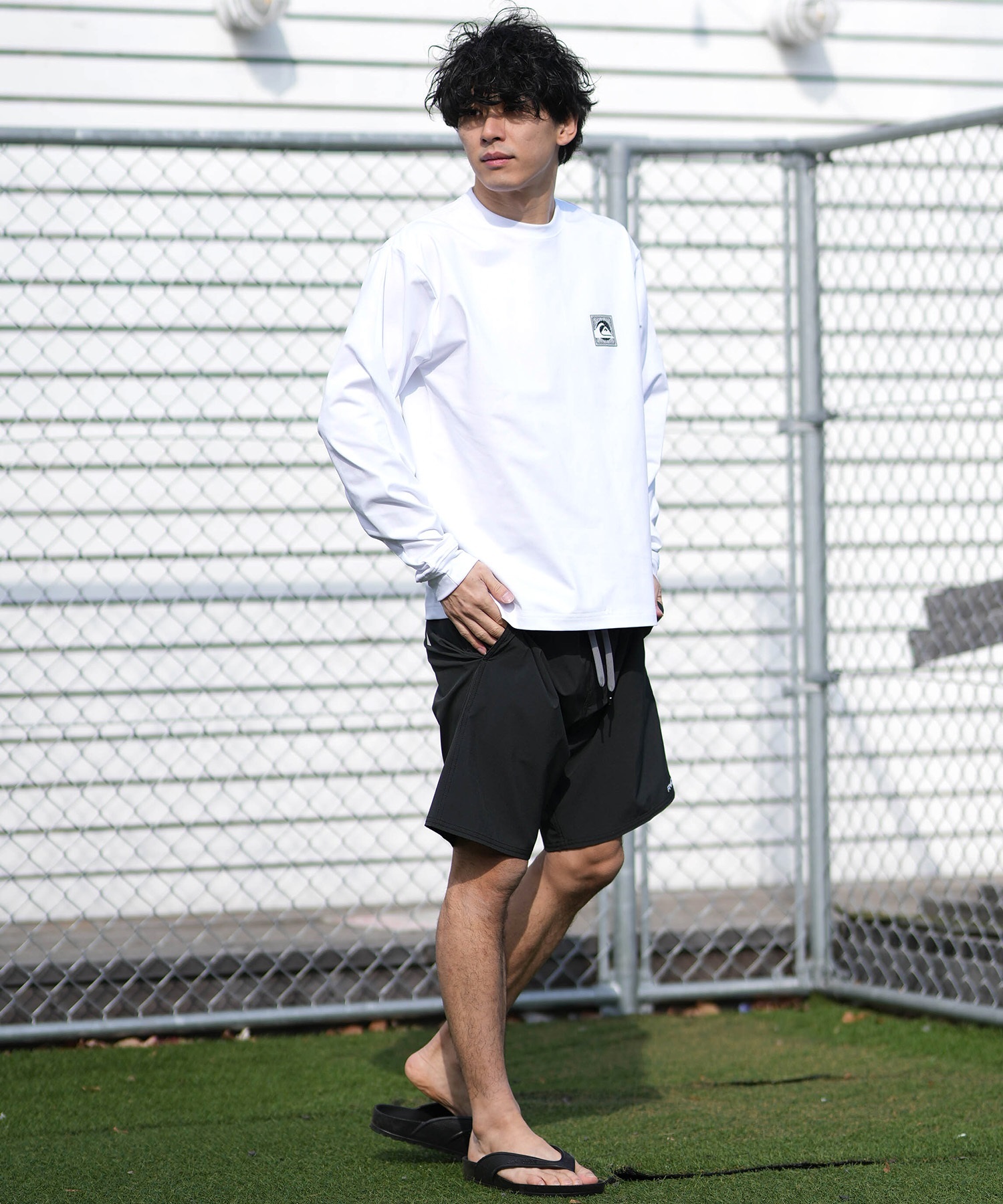 QUIKSILVER クイックシルバー 水着 ラッシュガード 長袖 Tシャツ ロンT
