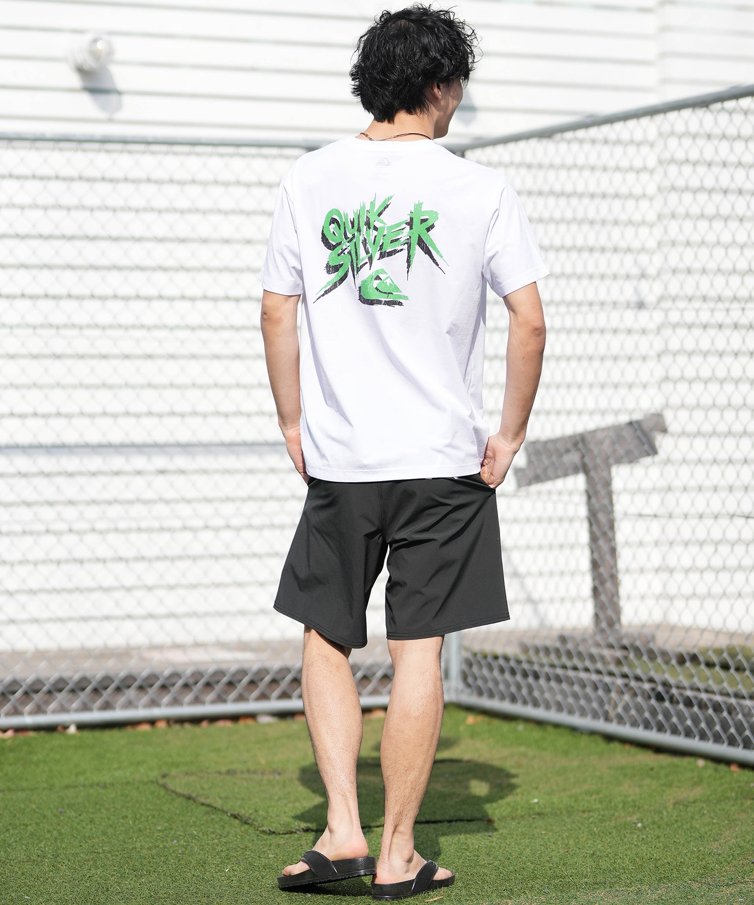 QUIKSILVER クイックシルバー 水着 ラッシュガード 半袖 Tシャツ