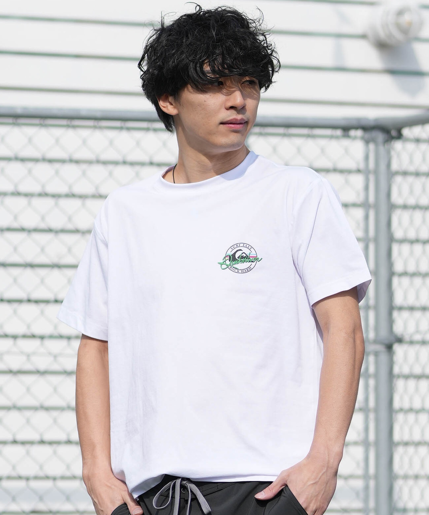QUIKSILVER クイックシルバー 水着 ラッシュガード 半袖 Tシャツ