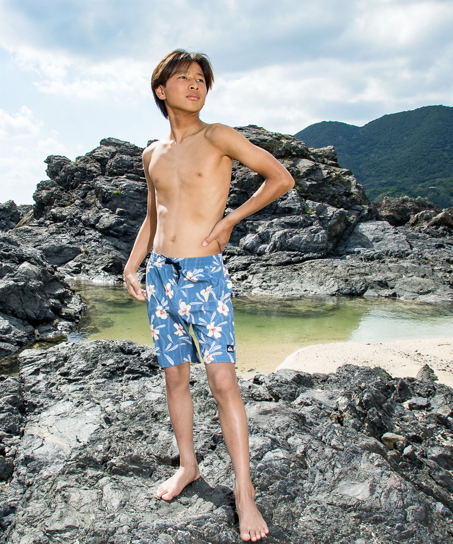 QUIKSILVER クイックシルバー 水着 トランクス ボードショーツ キッズ