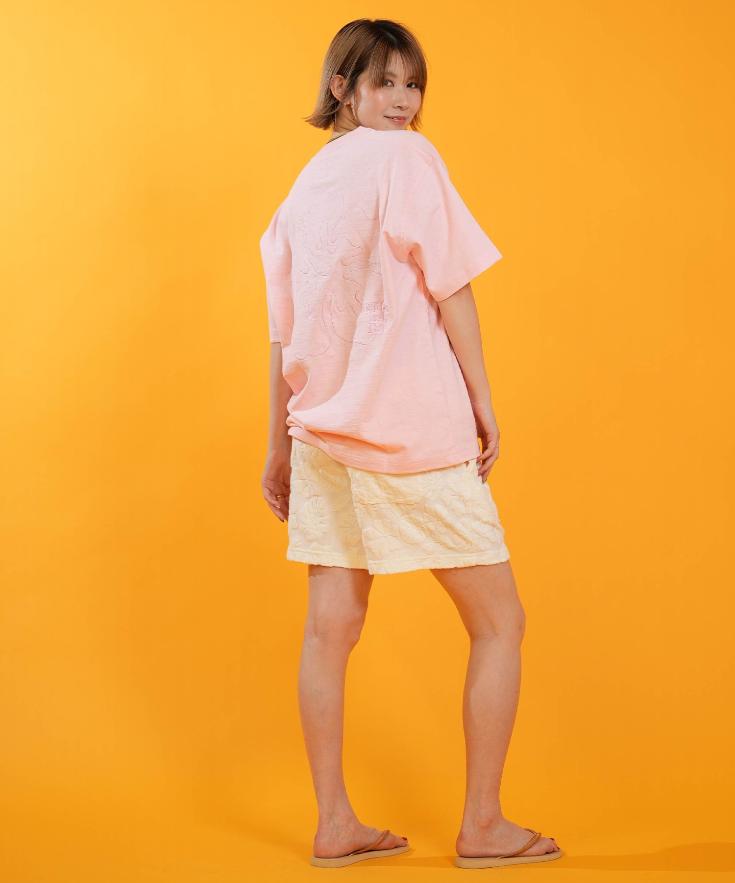 HULALANI フララニ 半袖 Tシャツ レディース バックプリント 花柄