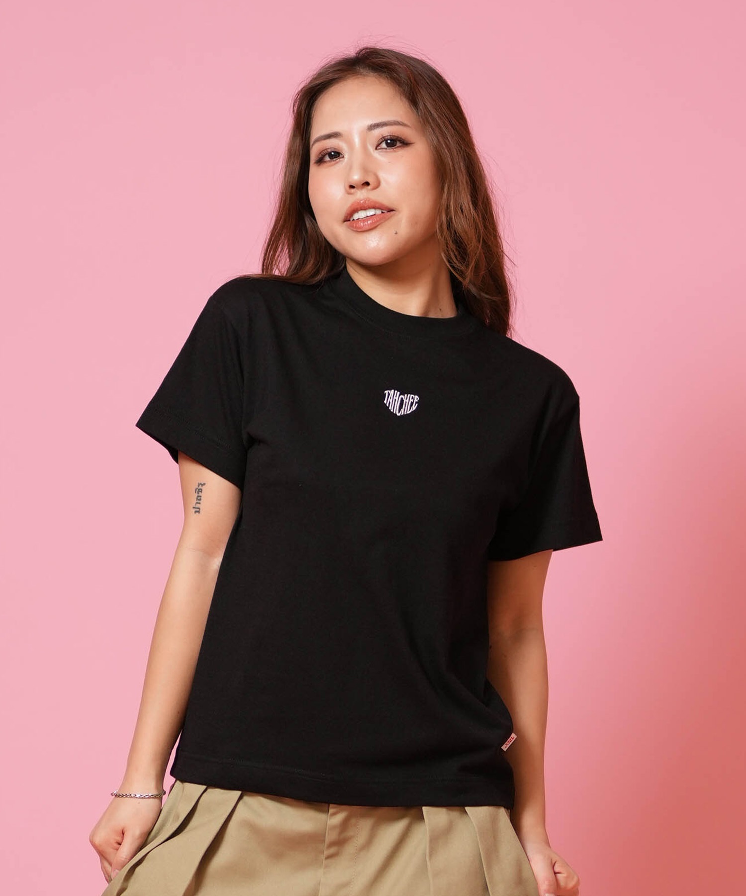 TAHCHEE ターチー 半袖 Tシャツ レディース バックプリント TC260900-01(BLACK-M)