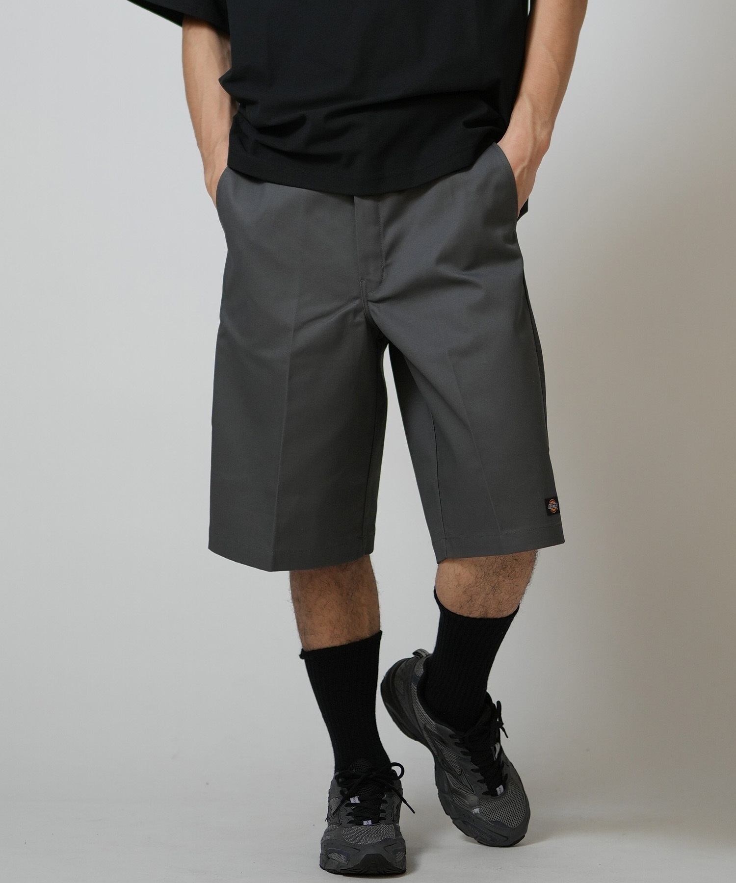 Dickies ディッキーズ ハーフパンツ ショートパンツ メンズ ワンポイント シンプル 42283(KHK-28inch)