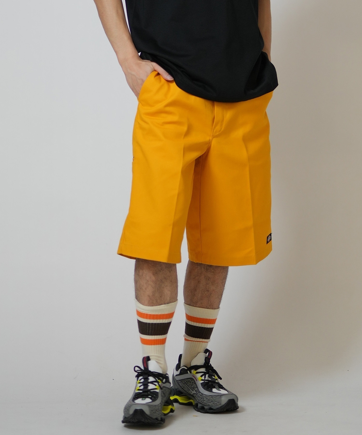 Dickies ディッキーズ ハーフパンツ ショートパンツ メンズ ワンポイント シンプル 42283(KHK-28inch)